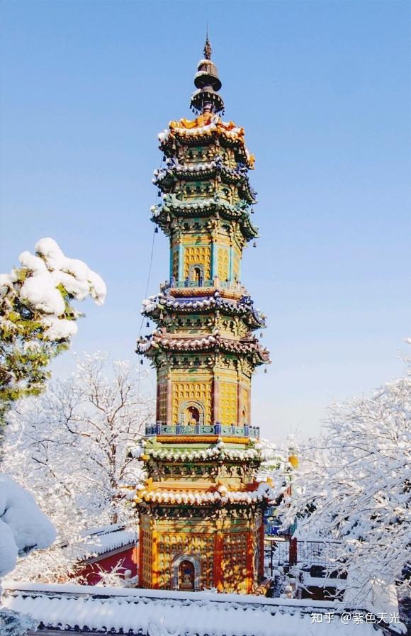 玉泉山静明园琉璃塔清乾隆年间(1780)的承