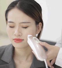 科黛肤还在跟风购买护肤品难怪皮肤那么差