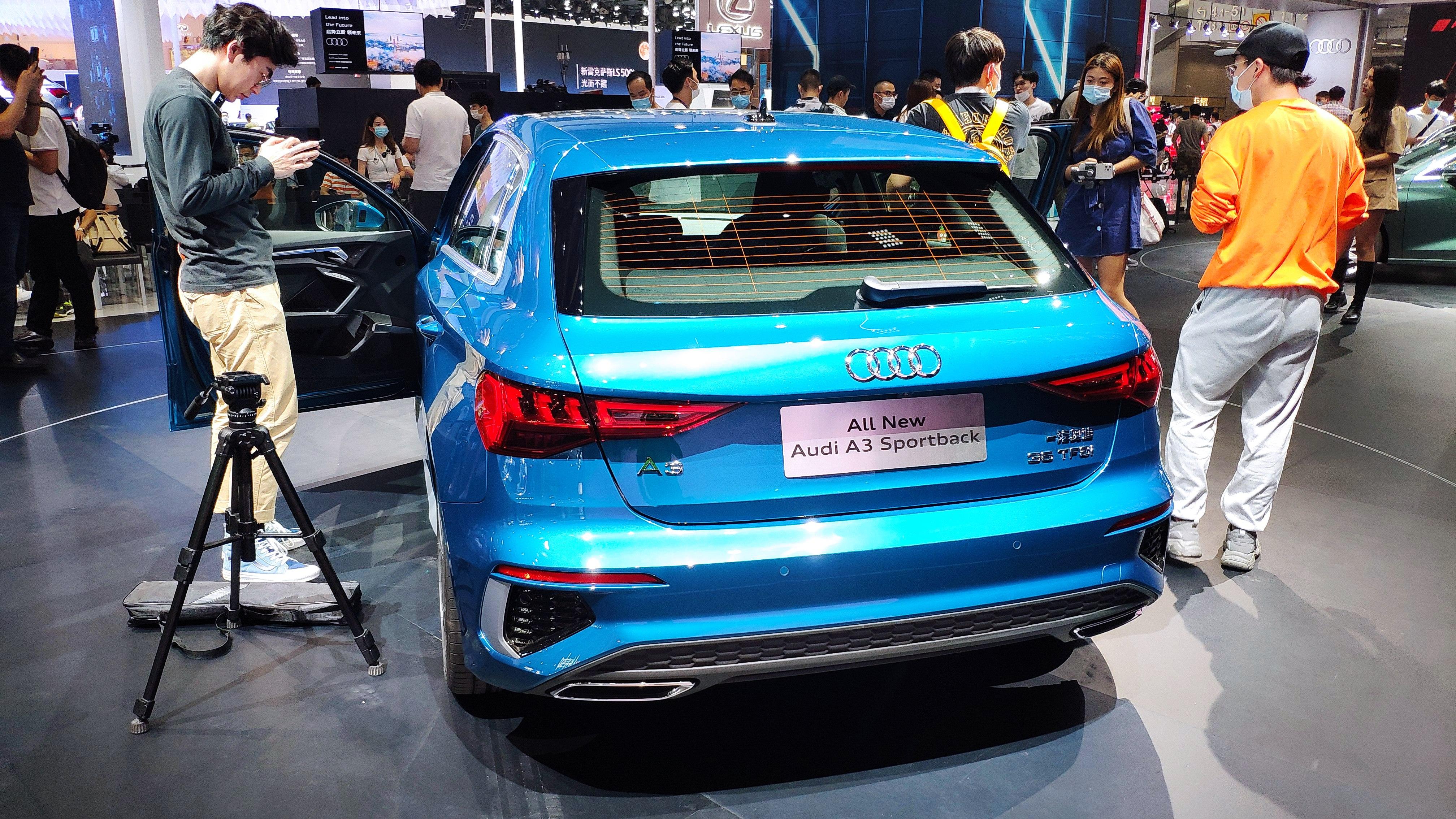 2020广州车展全新奥迪a3两厢版实车比宝马1系更霸气