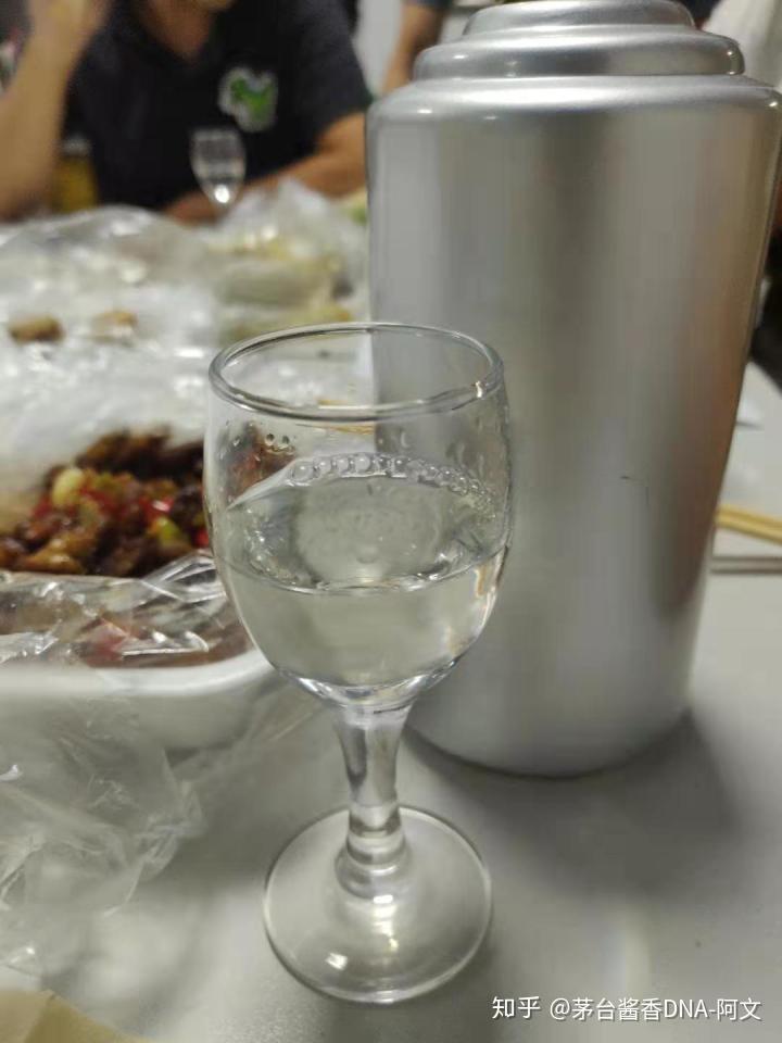 一个人喜欢喝什么酒与他的血型有关吗看看不同血型人都适合喝些什么酒