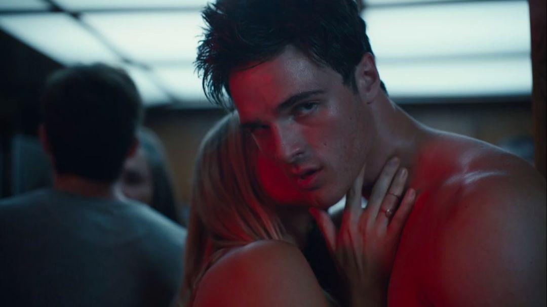 的经典配置——满脑子成人思想,又总是对别人指指点点的嚣张校霸内特