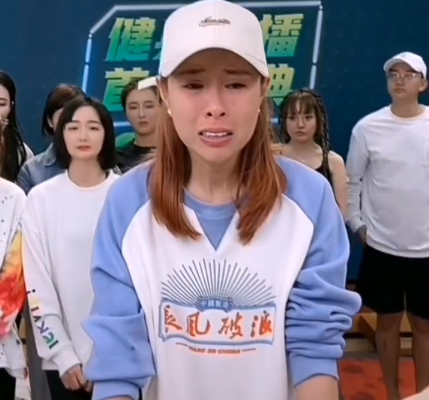 辛选新徒运可欣首播破亿雪大连麦鼓励认可徒弟能力辛巴希望站在更高的