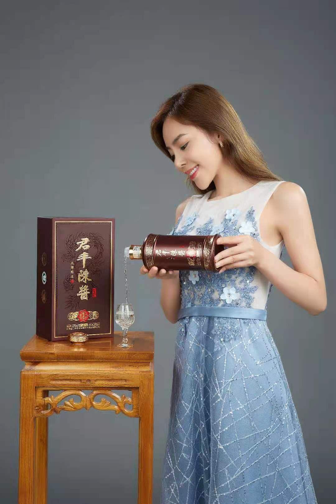 君丰陳酱,心诚佳酿.