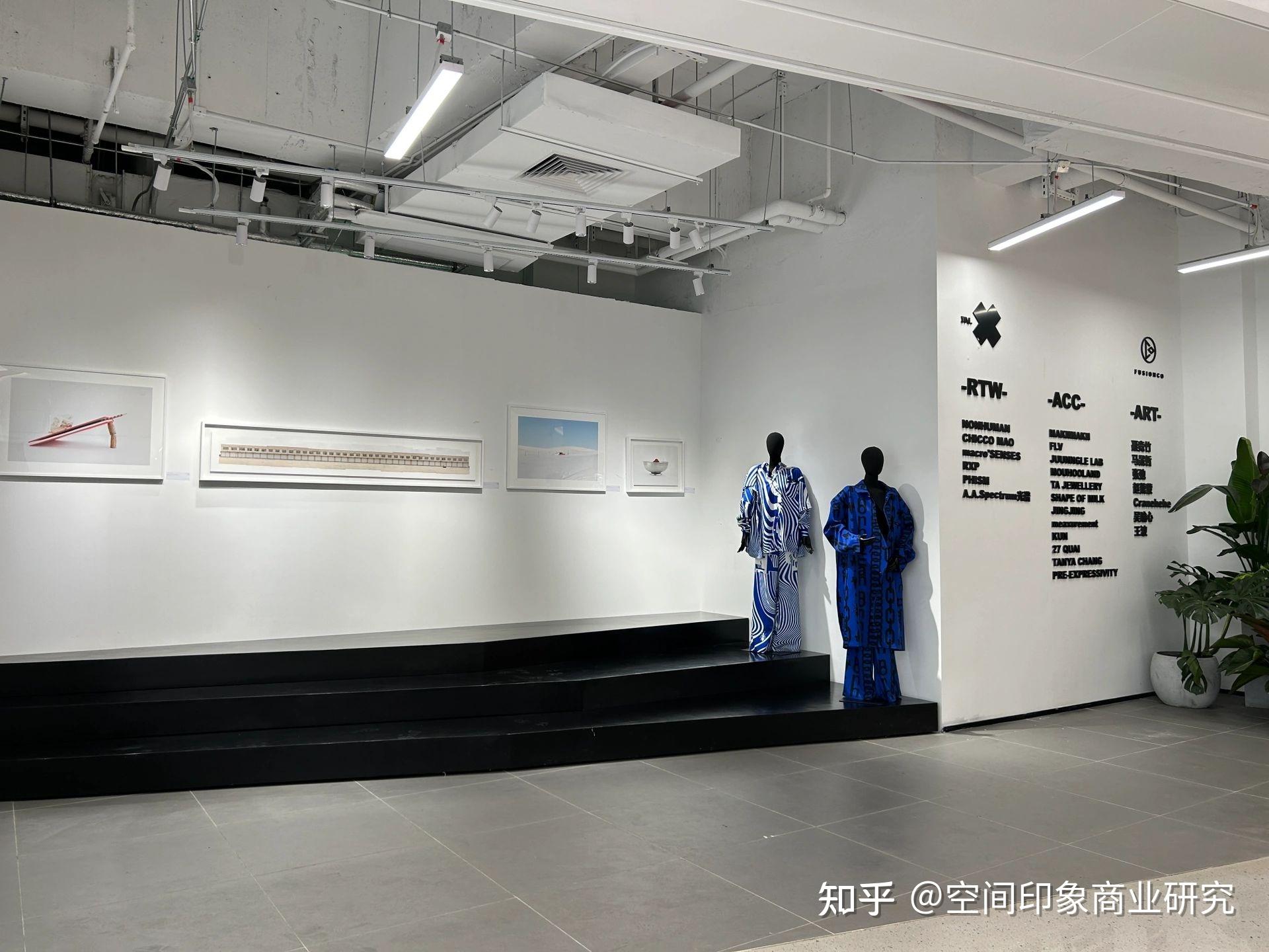 深圳湾超级总部基地首mall「睿印RAILIN」,行色匆匆里的超chill商业空间 - 知乎