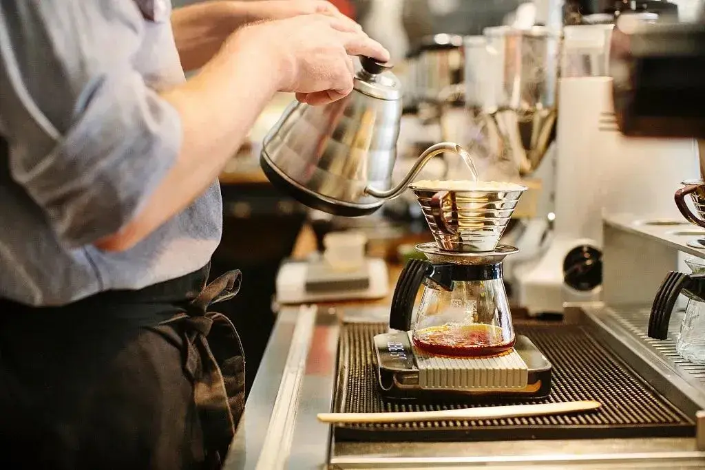 一个时尚学校里盈利的咖啡馆是如何经营的? - 知乎