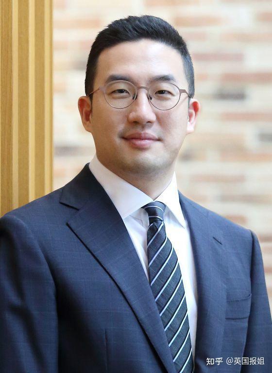 韩国顶级财阀家族爆发内斗！三姐妹联合手撕无能大哥，比韩剧还刺激… - 知乎