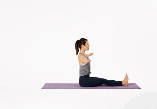 04,悬垂举腿05,弓步转体06,杠铃箭步蹲07,反向飞鸟除了热身之外,如果