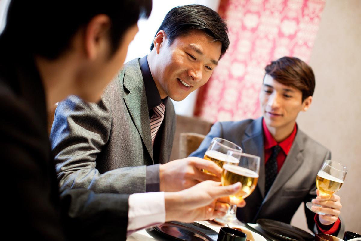 忙于应酬的生意人最害怕的是什么