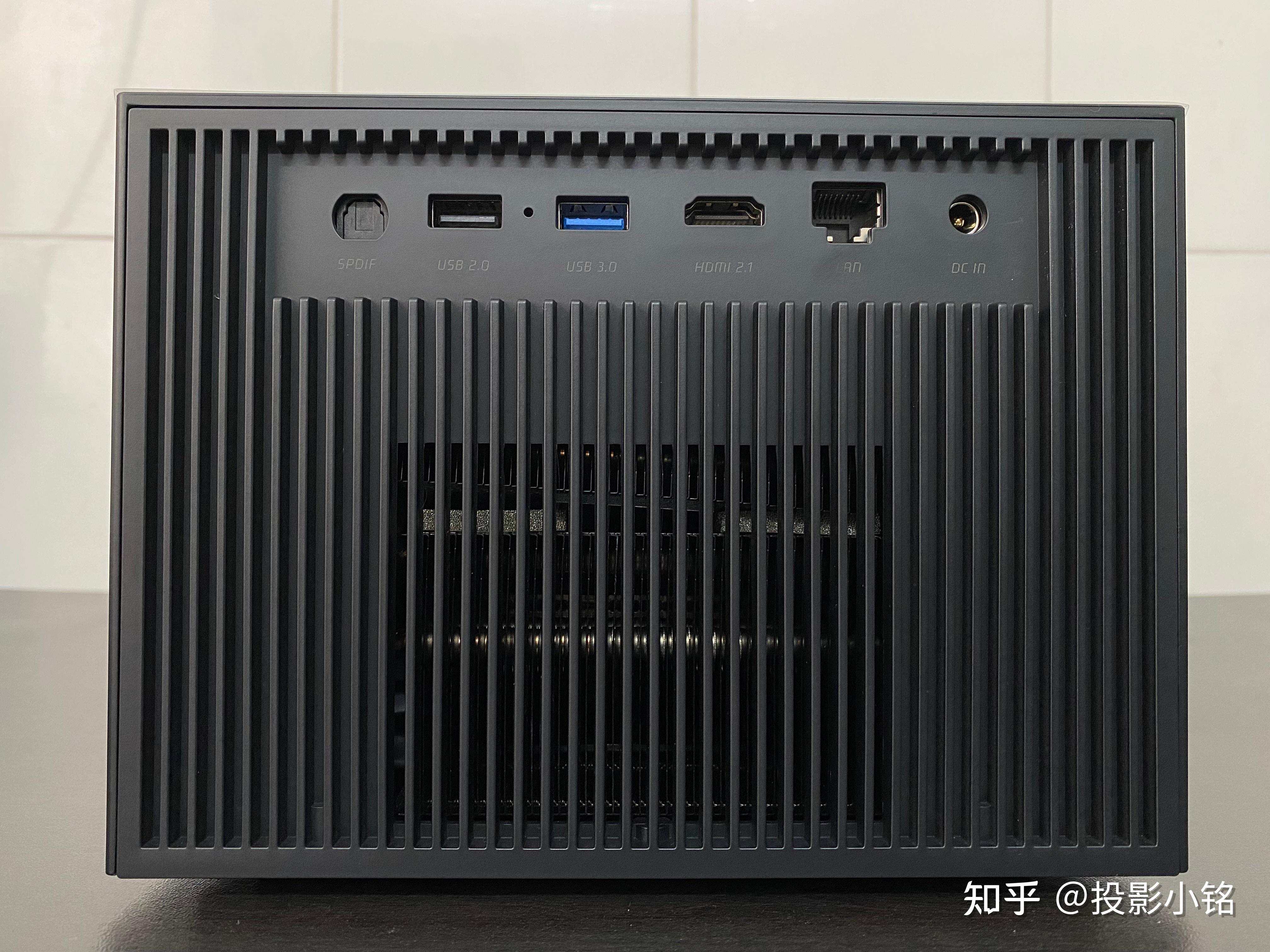 家用投影仪大眼橙x6抢先测评这个亮度同价位真的很能打