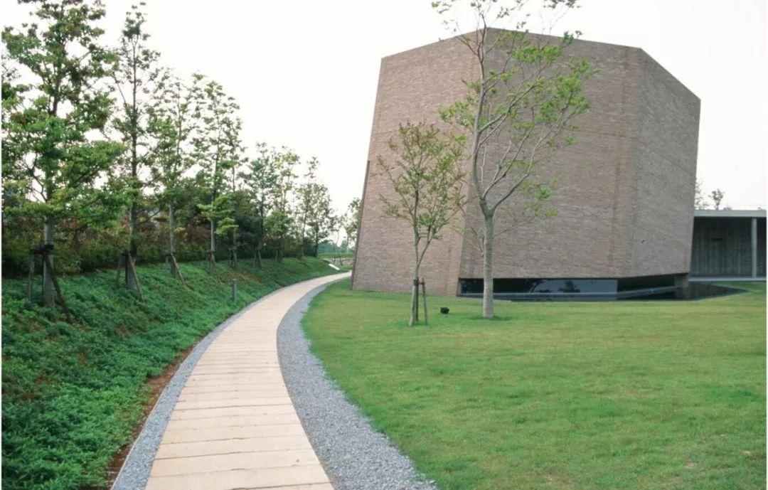 日本风之丘火葬场