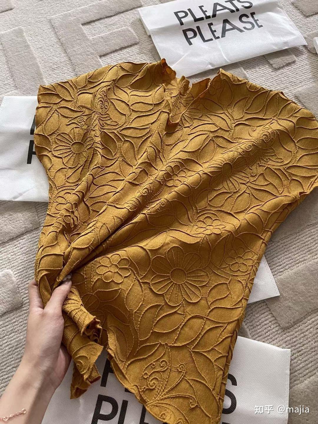 女款三宅一生褶皱短袖上衣67