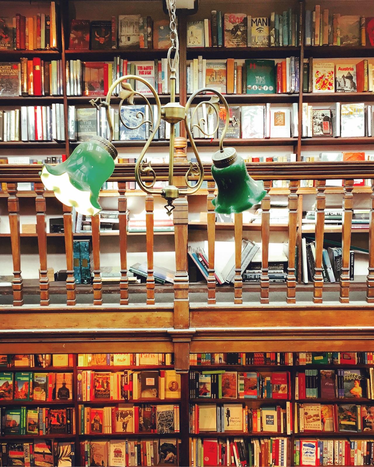 【英国】伦敦最美的书店-Daunt Books