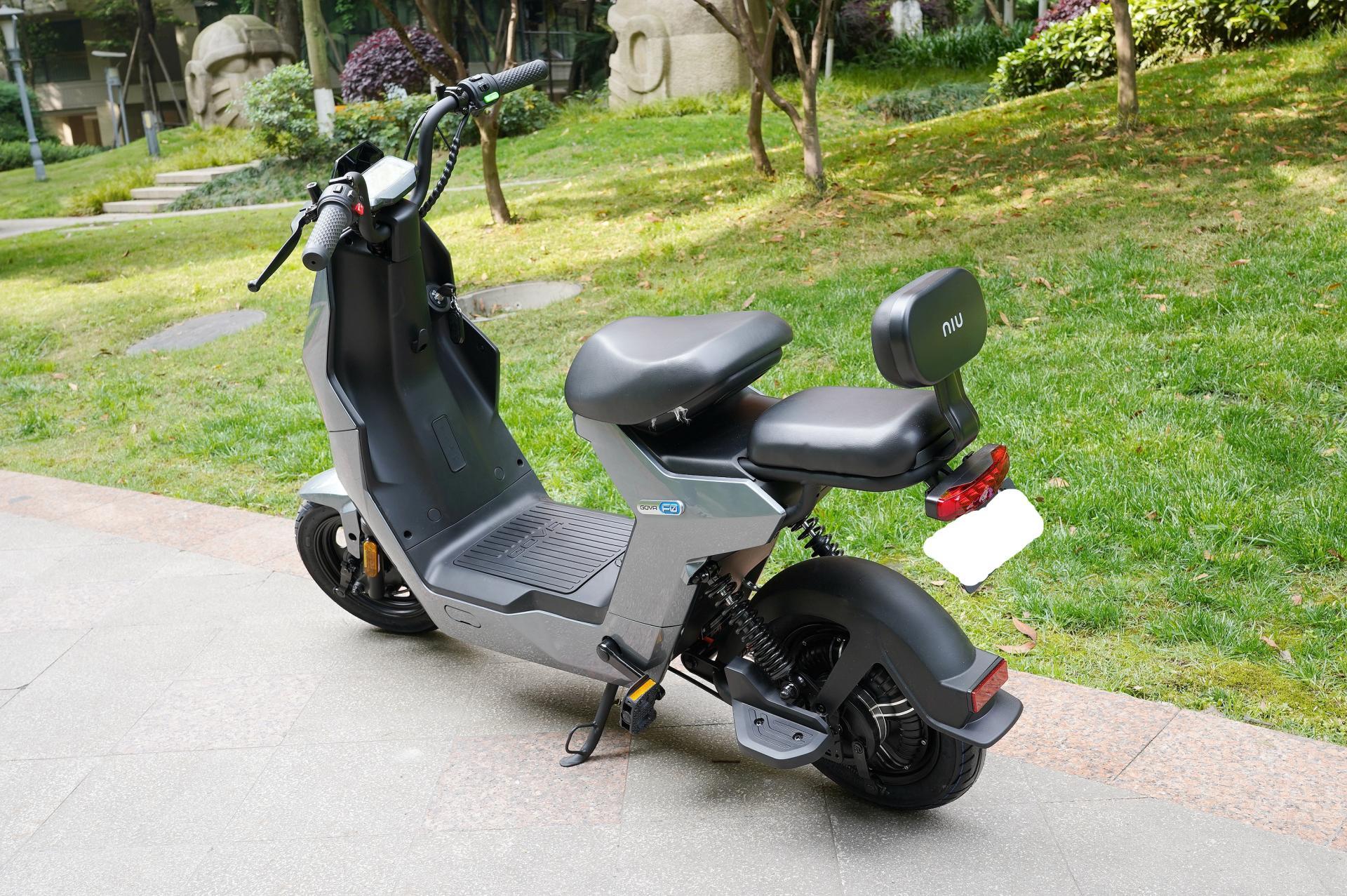 买菜通勤两不误,舒适又个性,小牛gova f0电动车初体验 - 知乎