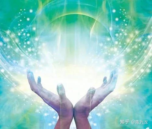 陈九龙:30分钟就可以开启手心轮能量疗愈天赋