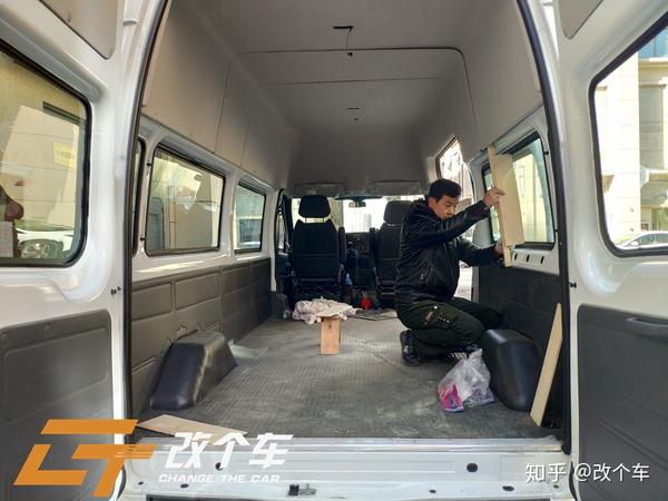 檫木做地板怎么樣_木地板商務(wù)車_木蠟油地板