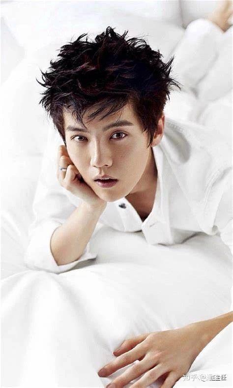 小鲜肉时代的80后剩男们