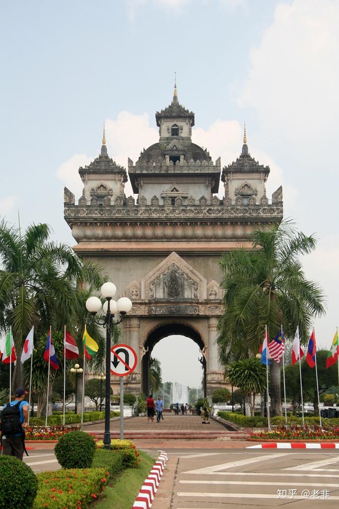 上的文化中心——毕竟在历史上,它曾是澜沧国(孟骚),澜沧王国(南掌)