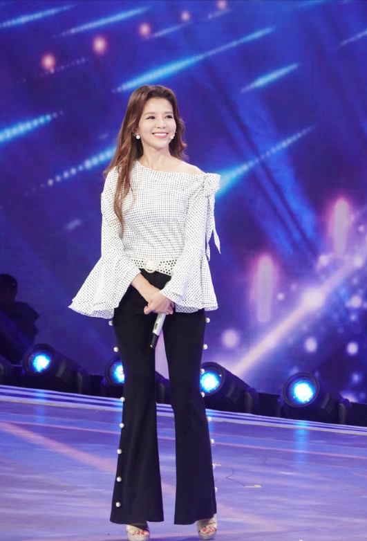 朱迅我曾遍体鳞伤但伤口长出的却是翅膀