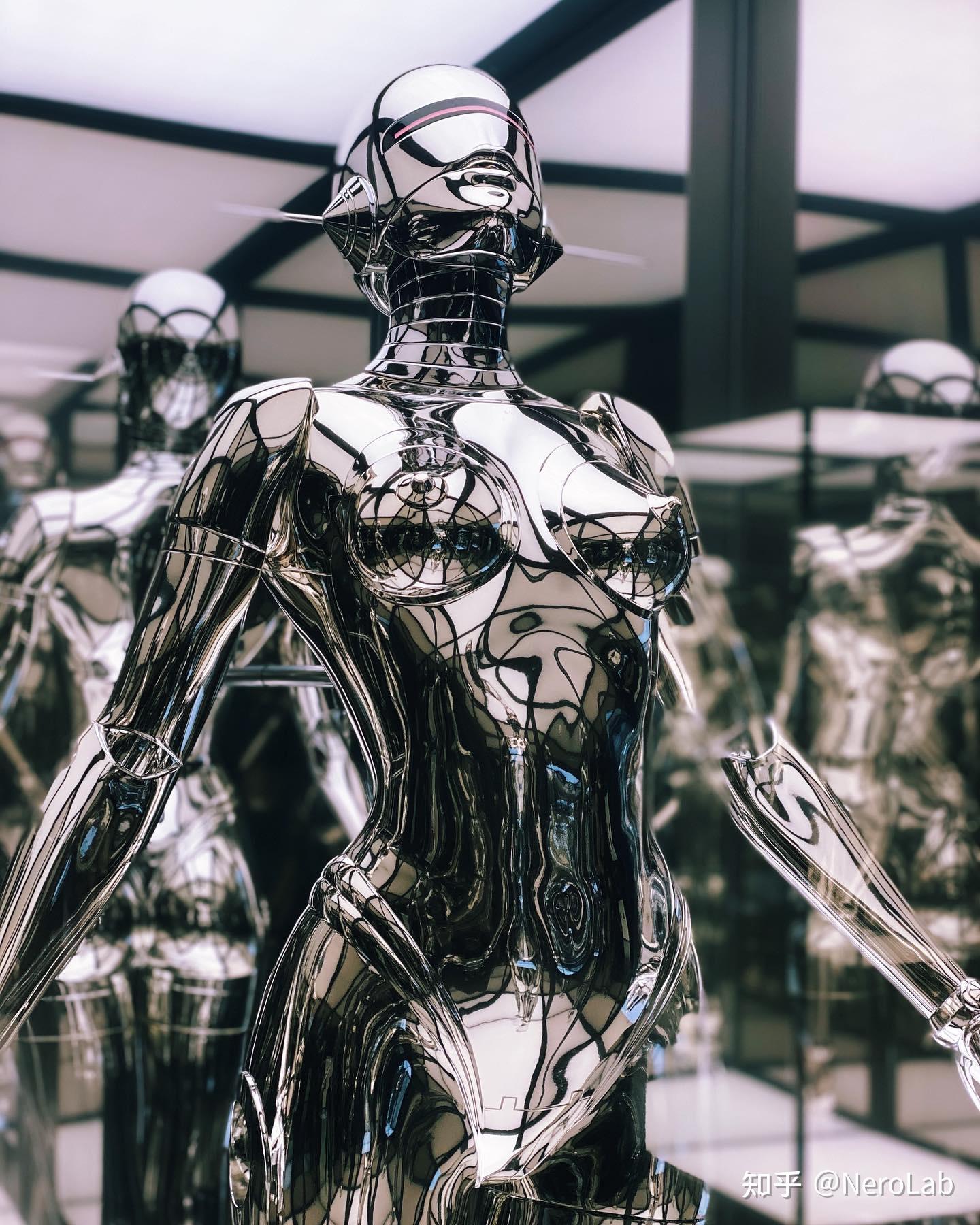 空山基和他的机械姬