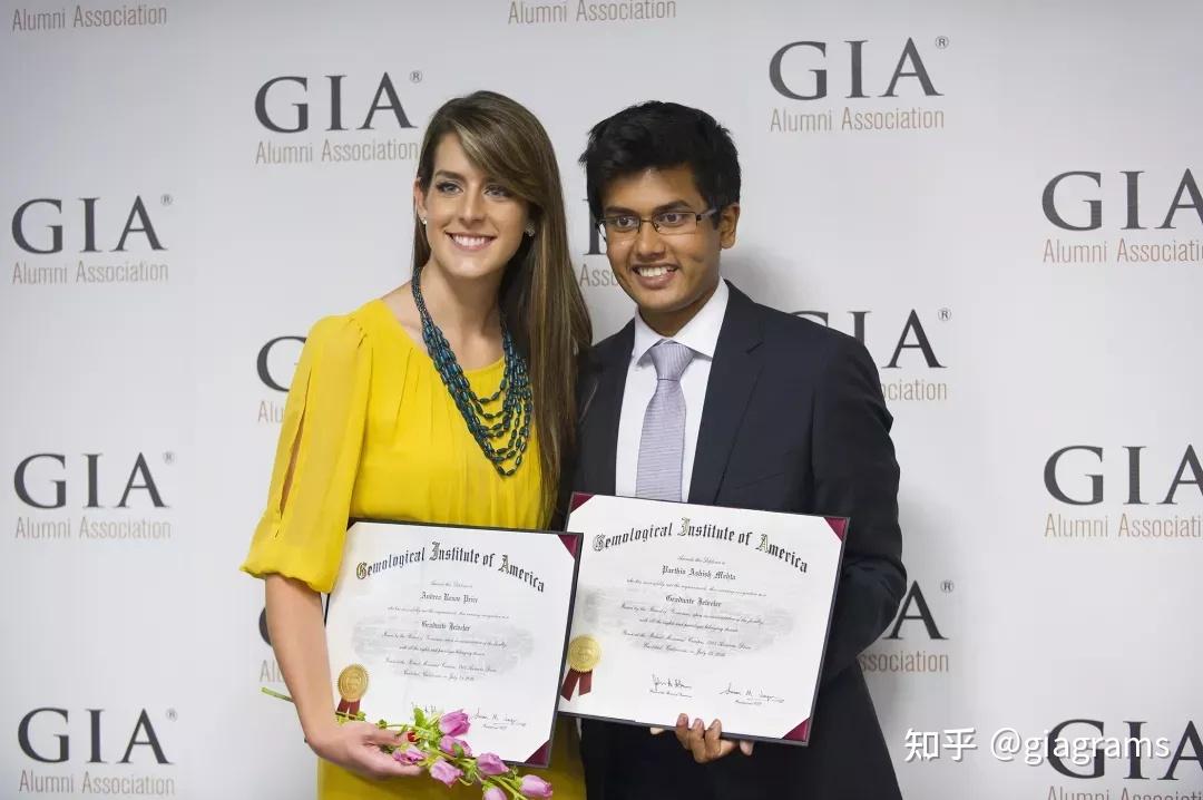 业内最权威的文凭之一,gia研究宝石学家 (graduate gemologist03)