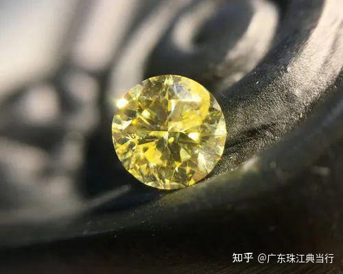 比白钻贵两倍！黄钻凭什么卖这么贵？ - 知乎