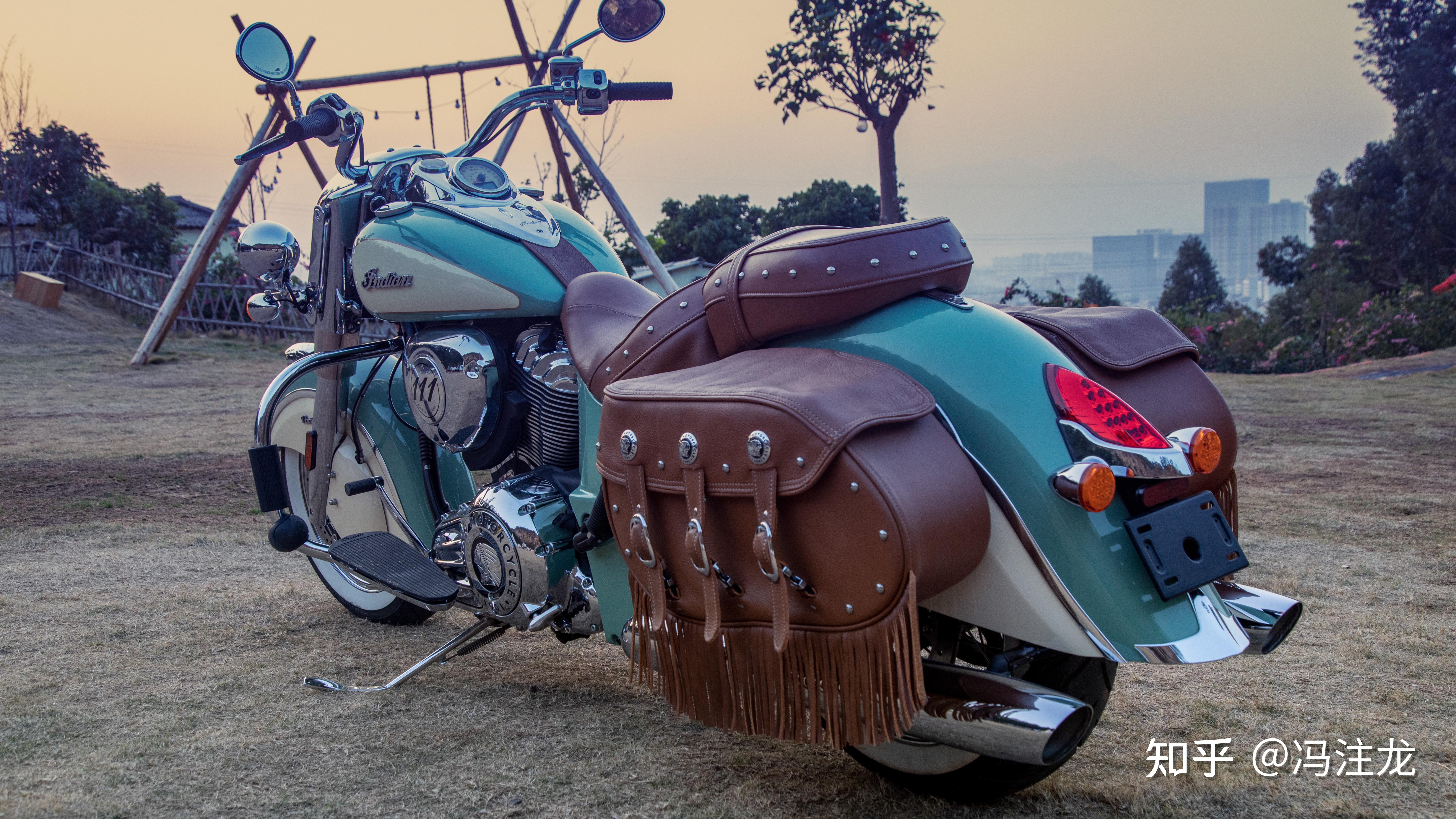 印第安酋长复古摩托车杨柳绿象牙白提车作业