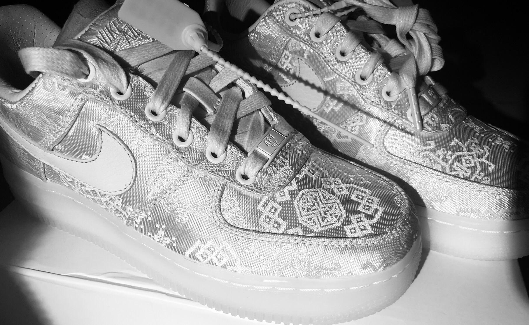 关于白丝绸clotxairforce1