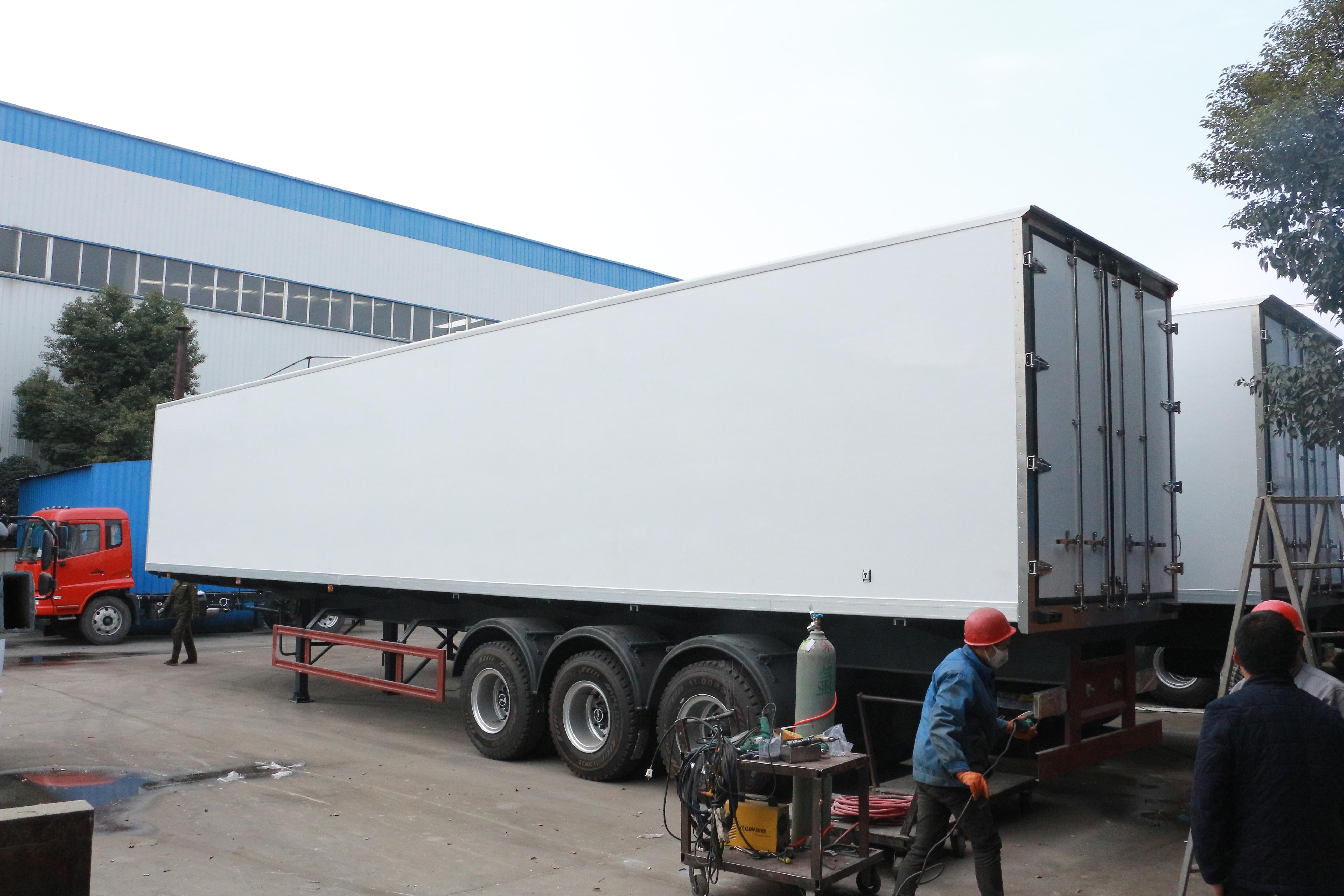 冷冻大型半挂冷藏车价格