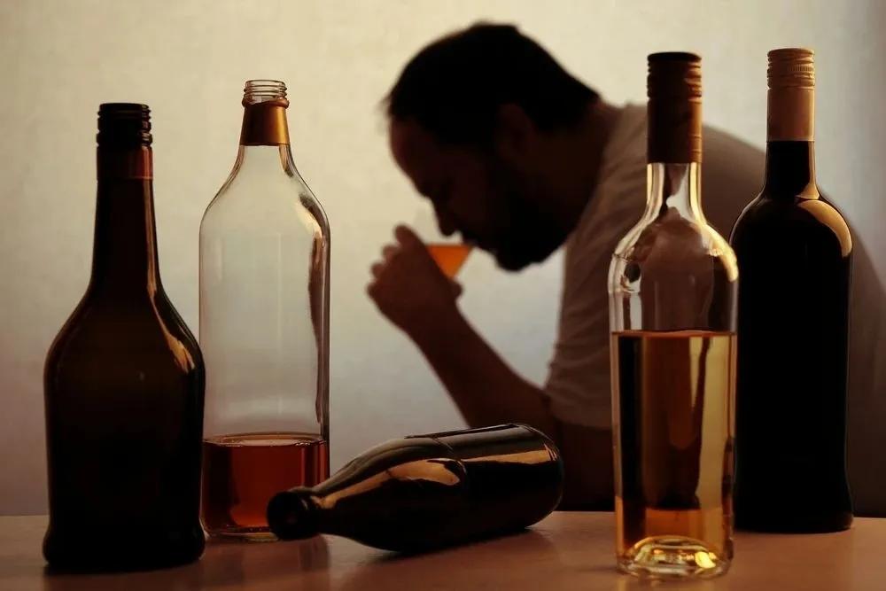 喝酒后尿量越多，肾功能反而越好？ - 知乎