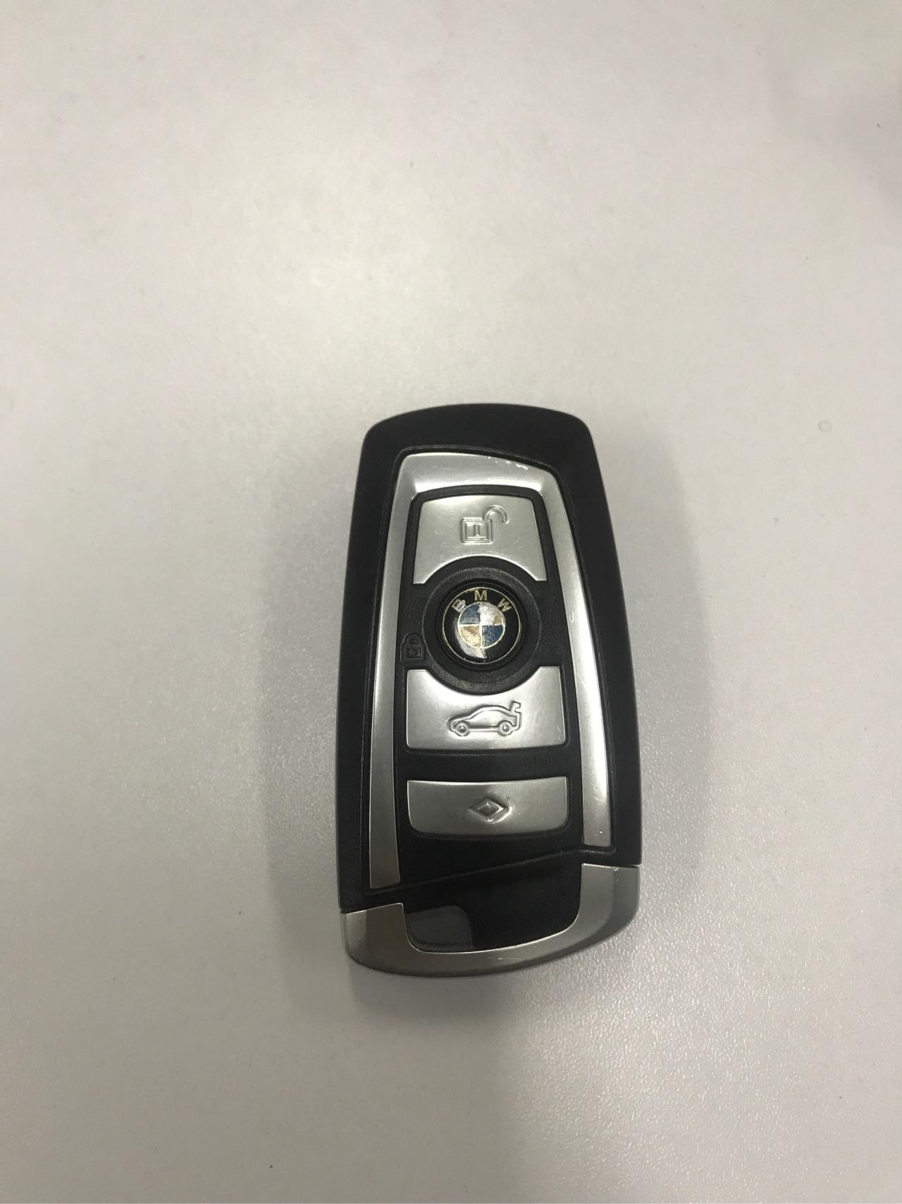谁知道这是宝马哪一个系列车的车钥匙
