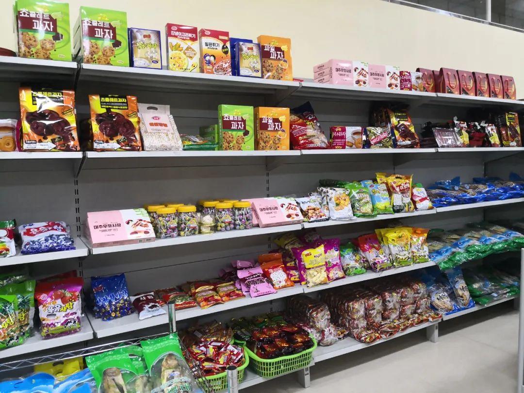 因为朝鲜人在国内是不可以随意流动的,从一个城市到另一个城市必须有