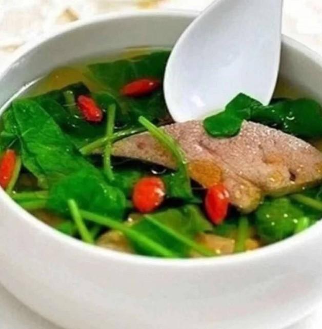 菠菜猪肝汤