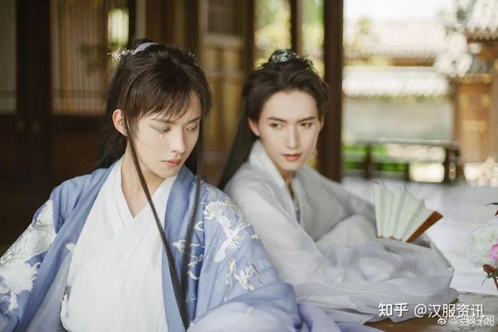 宫寒浅野阿达玖柯和鹿荼白汉服男神齐相聚你独钟爱谁