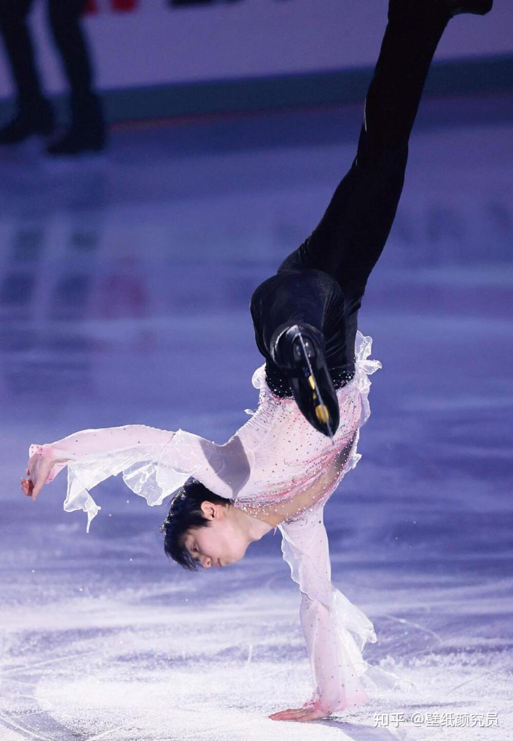 羽生结弦高清壁纸合集幸得识卿桃花面从此阡陌多暖春