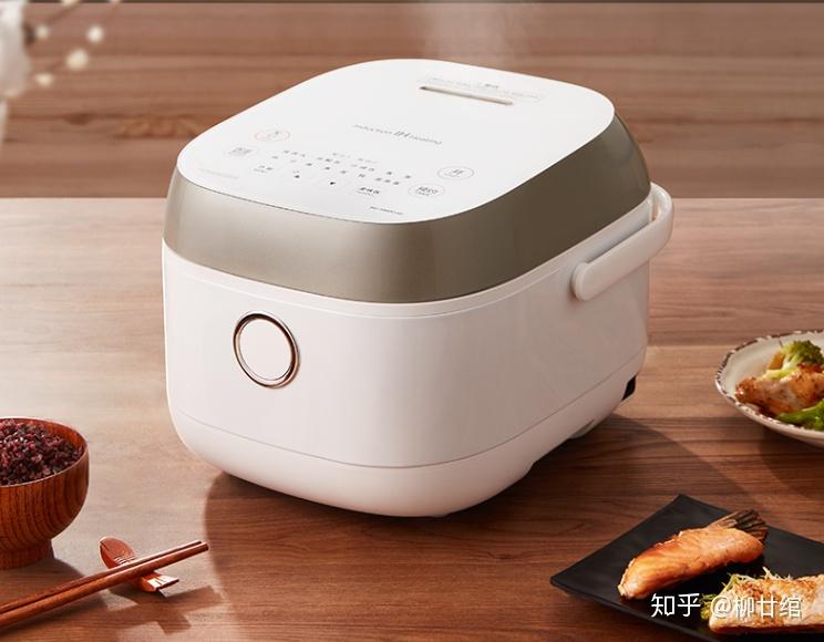 如何挑选一款好的电饭煲 v2-30284ed026b823b72742252fe2023917_r.jpg
