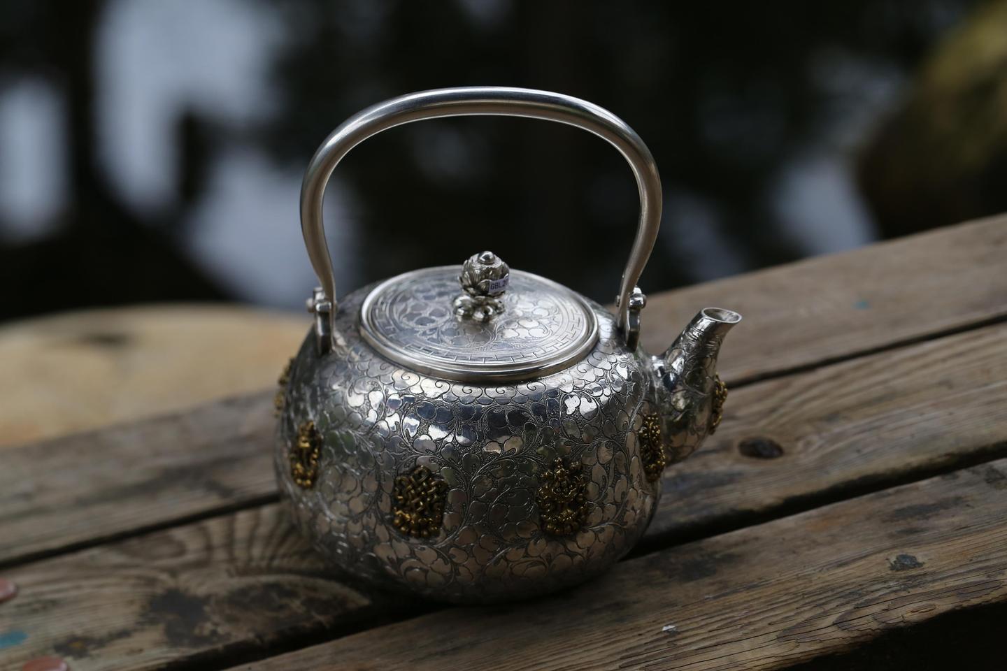 银壶泡茶好不好我们听专家怎么说