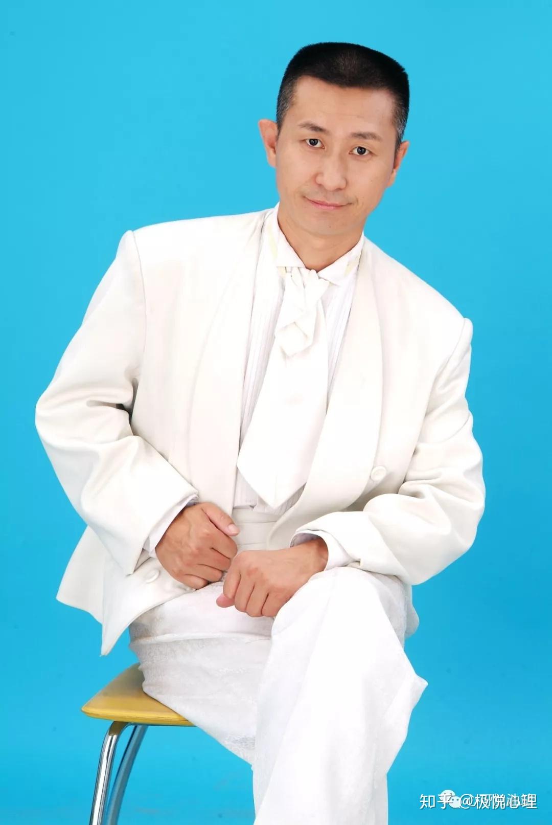 牧仁:国家二级心理咨询师,赤峰市心理卫生协会副会长,心理咨询师资格