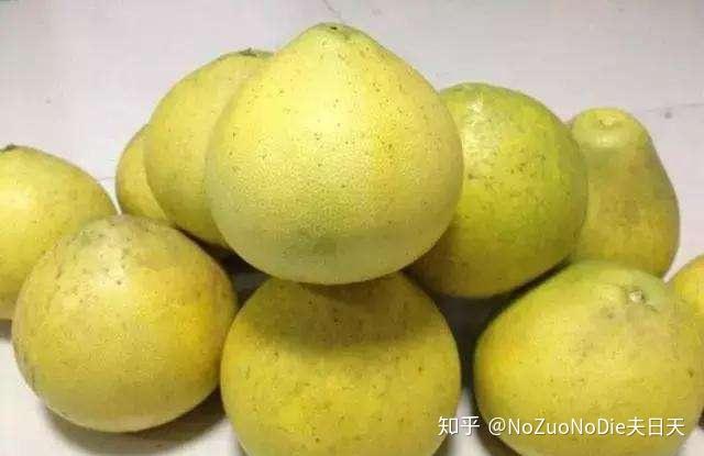 3, 扁圆至高扁圆形,如梁平平顶柚,砧板柚,蓬溪柚,大马八斤柚等4, 长