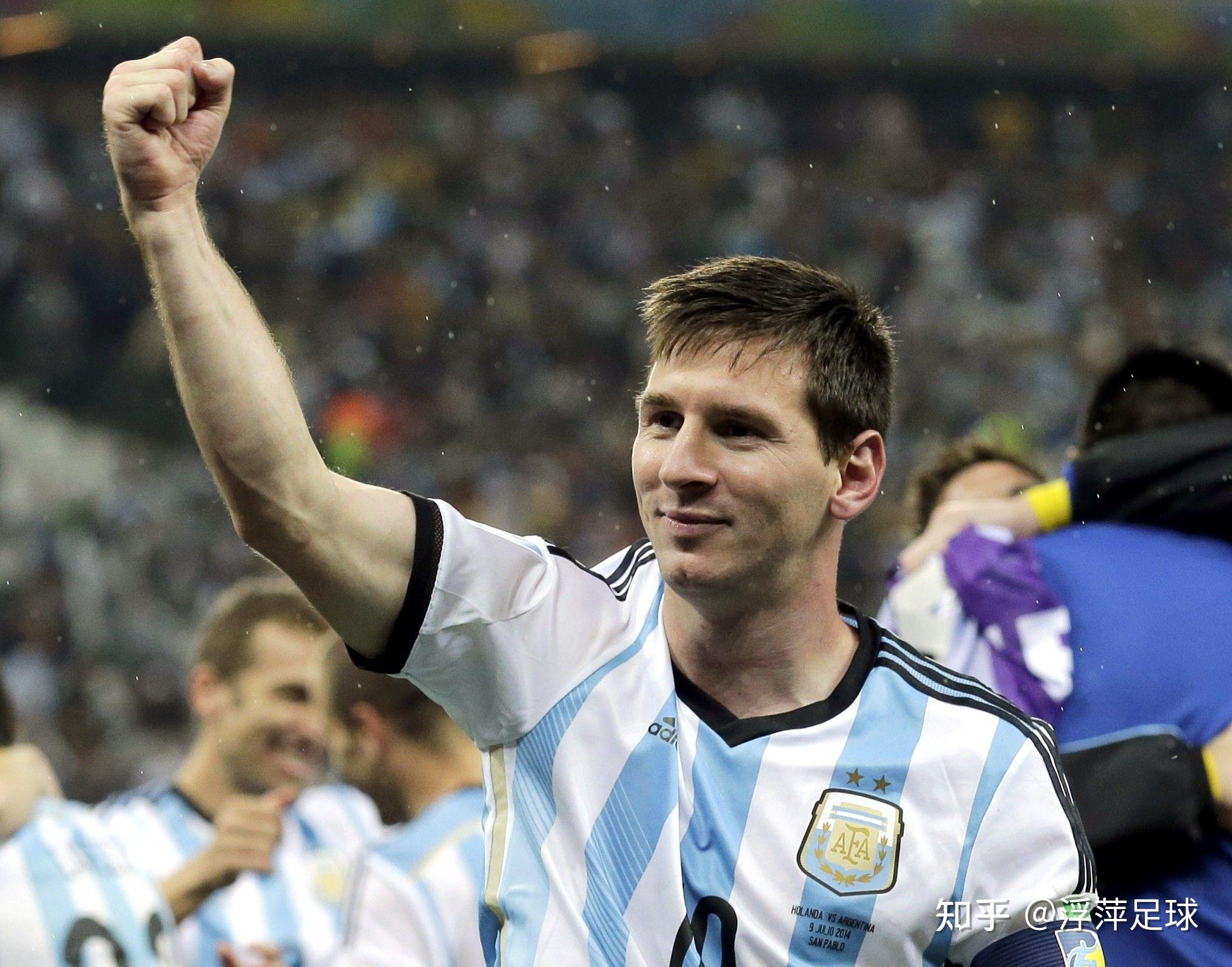 蓝军铁卫詹姆斯被问到c罗还是梅西更强他回答c罗