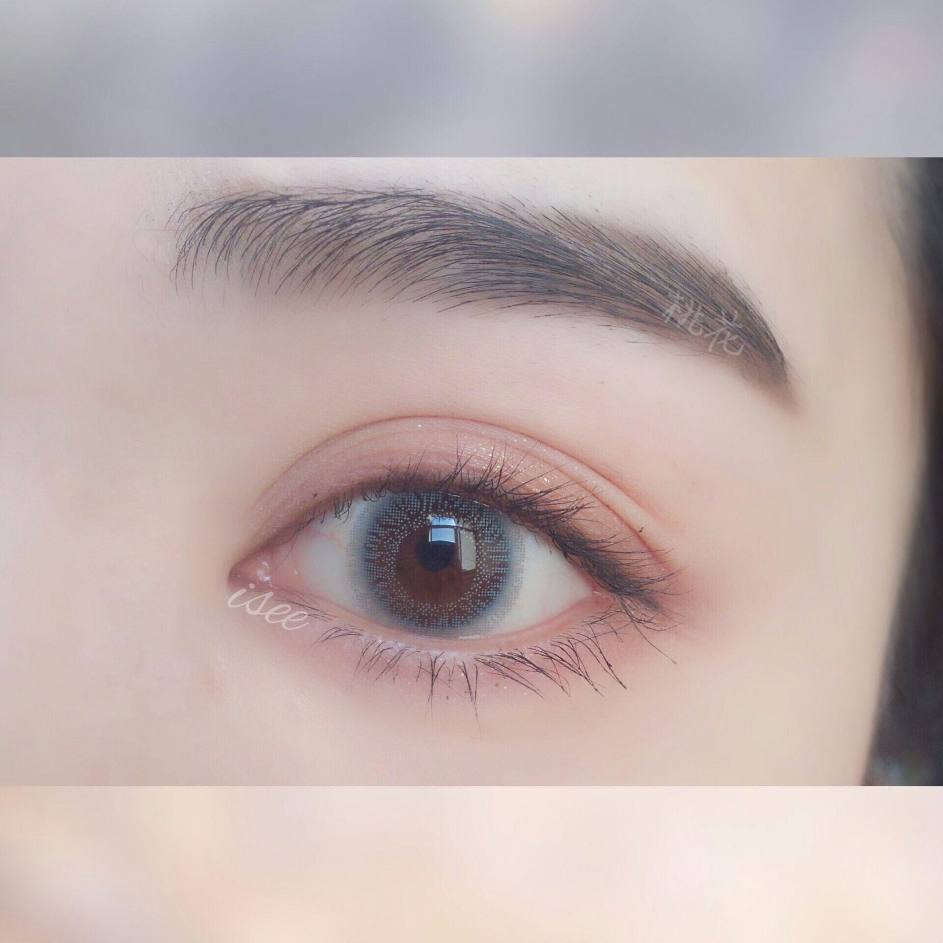 蓝晶石kyanite------灰色系列所以买美瞳选款式很重要(敲黑板)