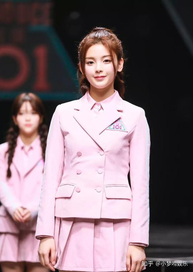 杨超越的三套私服穿搭可少女可帅气你学会了吗