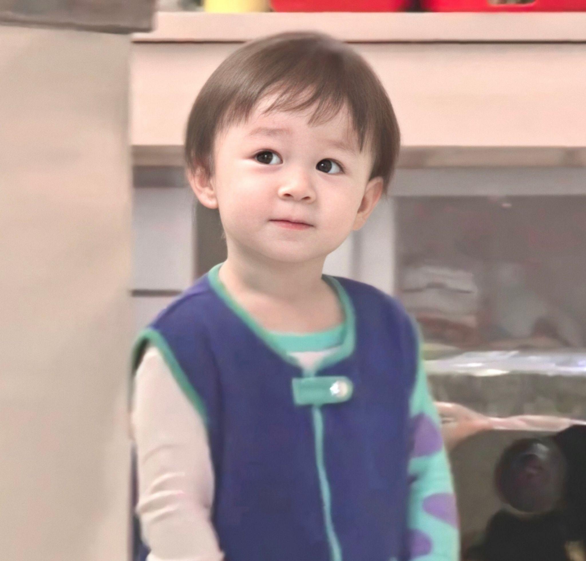 韩国版的超人回来了最近疯狂迷上了威廉一家请问大家有关于威廉和