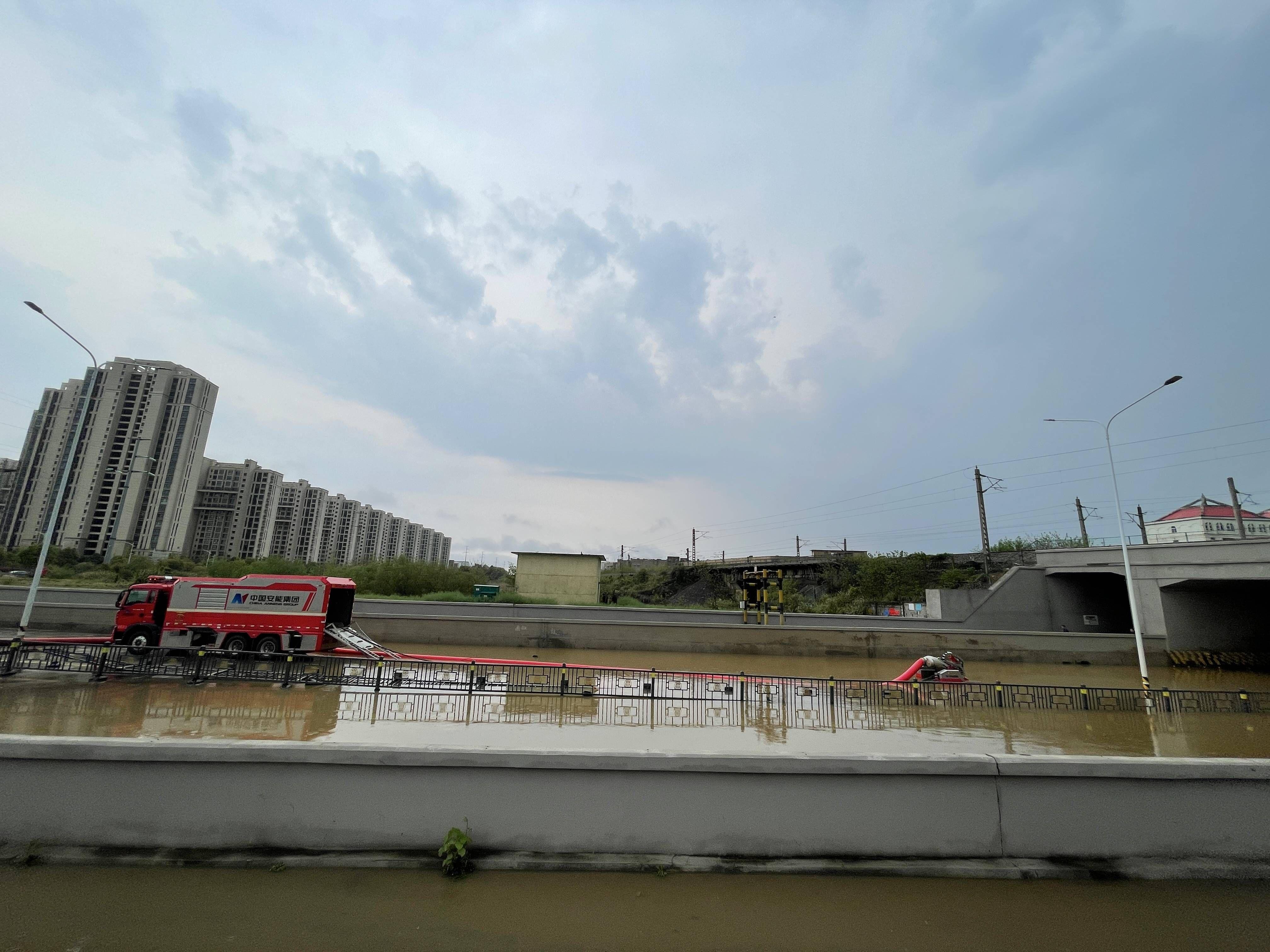 南昌市区内涝中国安能二局南昌救援基地紧急出动处置险情
