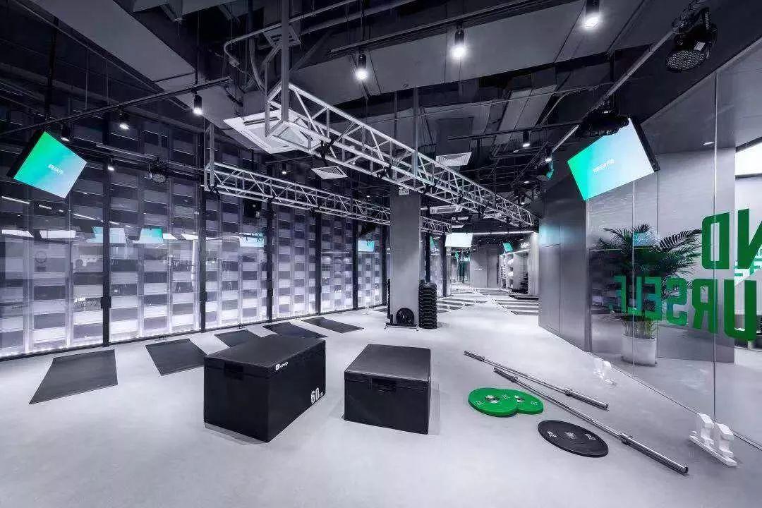 keepland的年轻人和他们爱上的zumba舞蹈健身gymsquare