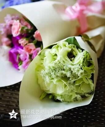 花店花束包装花艺教程 法式微花束包装方法 知乎