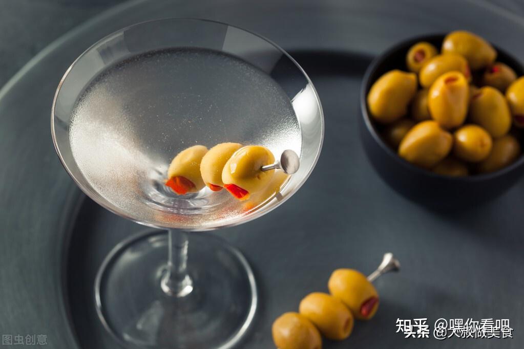 一,马提尼(martinis)