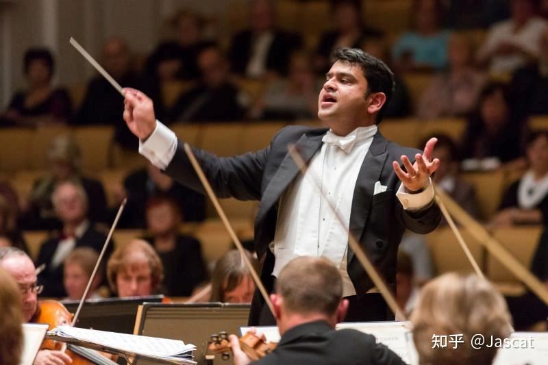 佩卓夫艺术家族中的生面孔印度钢琴家们