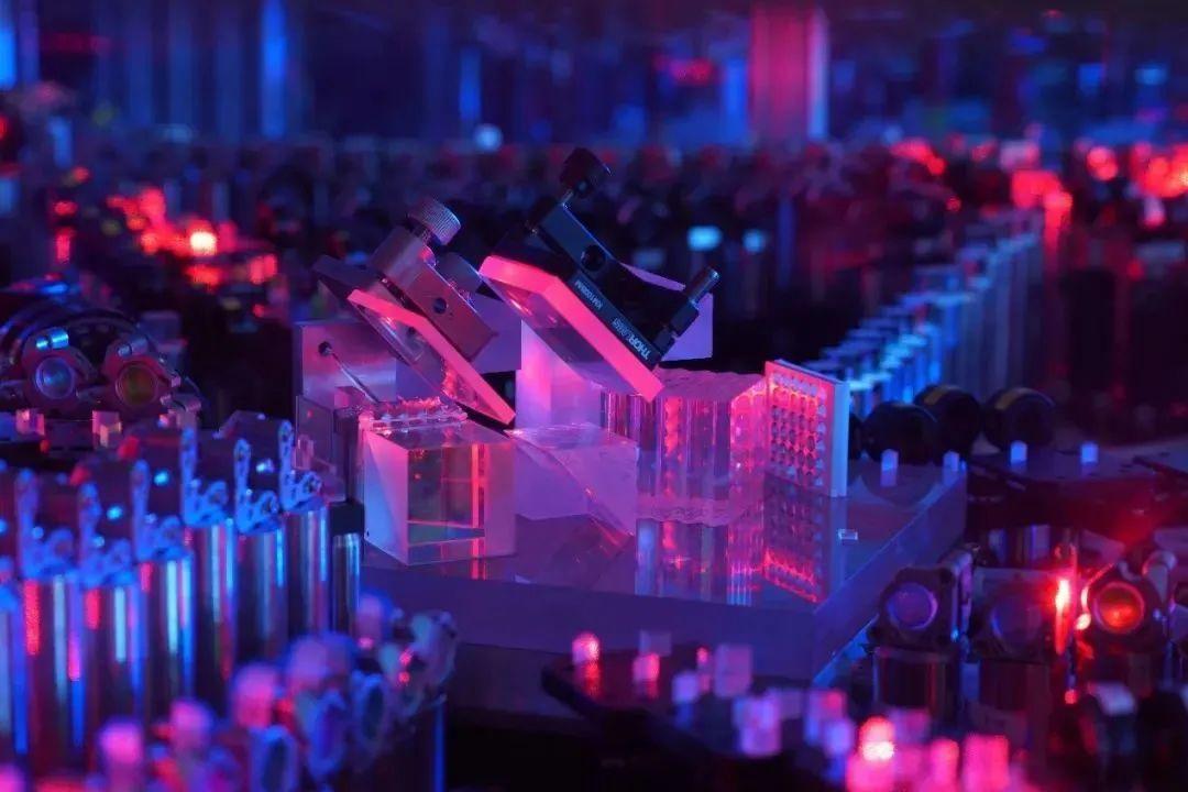 高斯玻色采样不是量子并行计算而是经典的硬件蒙特卡洛模拟