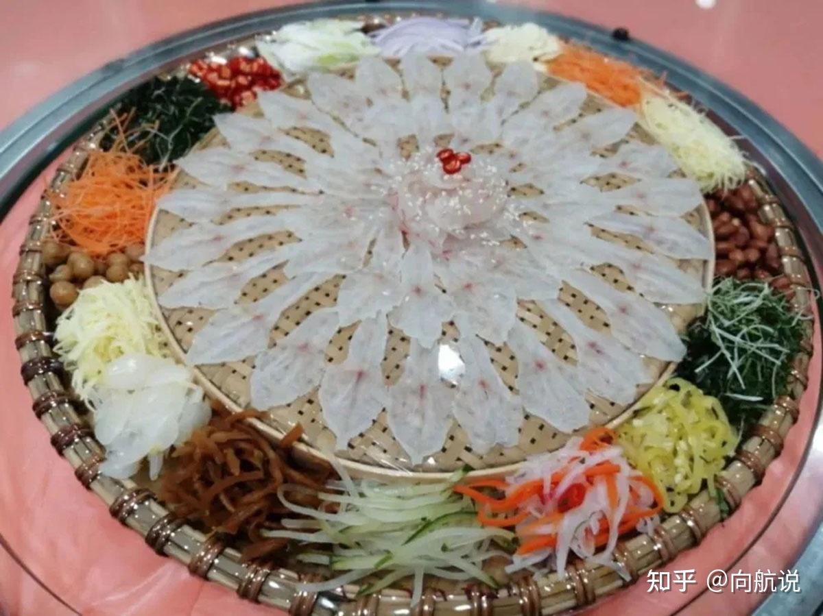 广西鱼生美味吗?有人曾大口吐寄生虫,为啥广西人还盯着鱼生不放 - 知乎