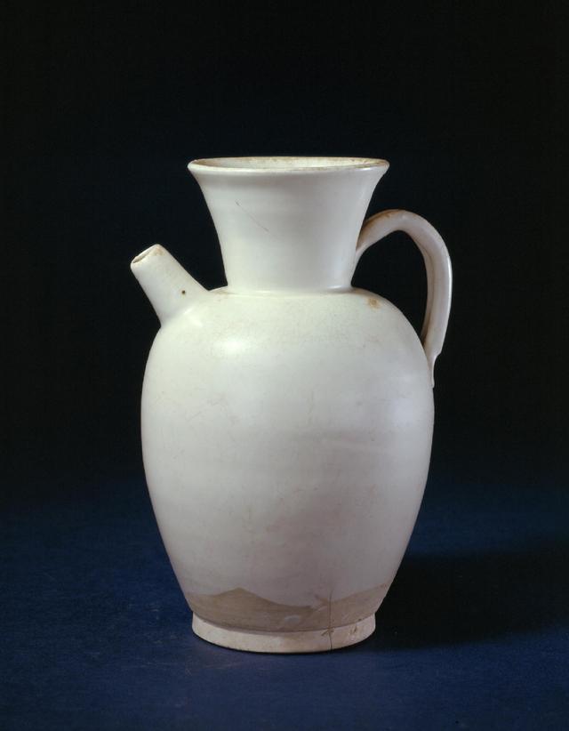 唐 邢窑白釉壶